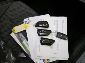 Skoda Octavia 2.0 TDI Style First Edition Панорама Печка - 17770 € / 34755.10 лв. - 13451851 8