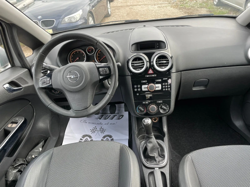 Opel Corsa 1.2I-ITALIA, снимка 7 - Автомобили и джипове - 43339947