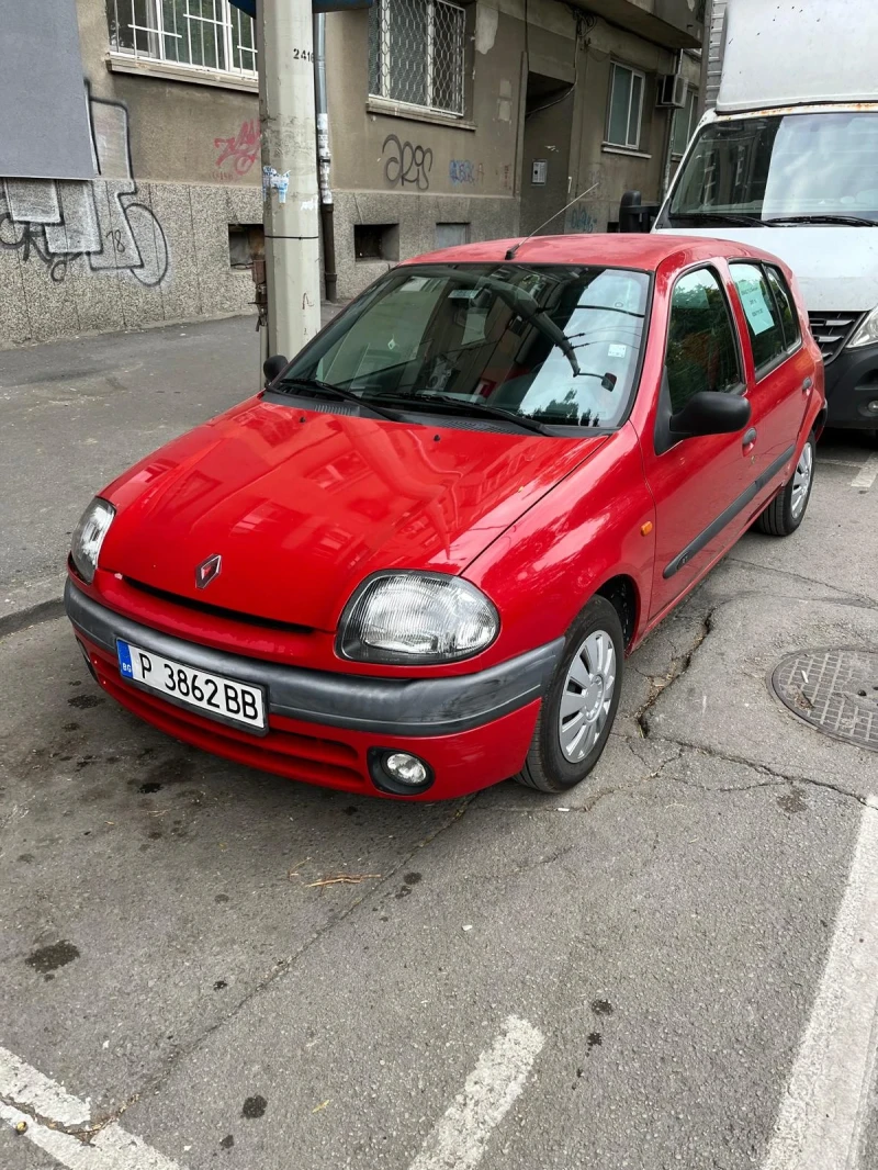 Renault Clio, снимка 1 - Автомобили и джипове - 46866372