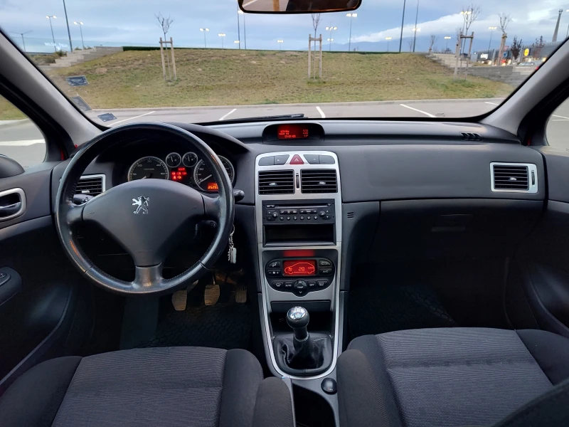 Peugeot 307 1.6Hdi, снимка 13 - Автомобили и джипове - 48074200