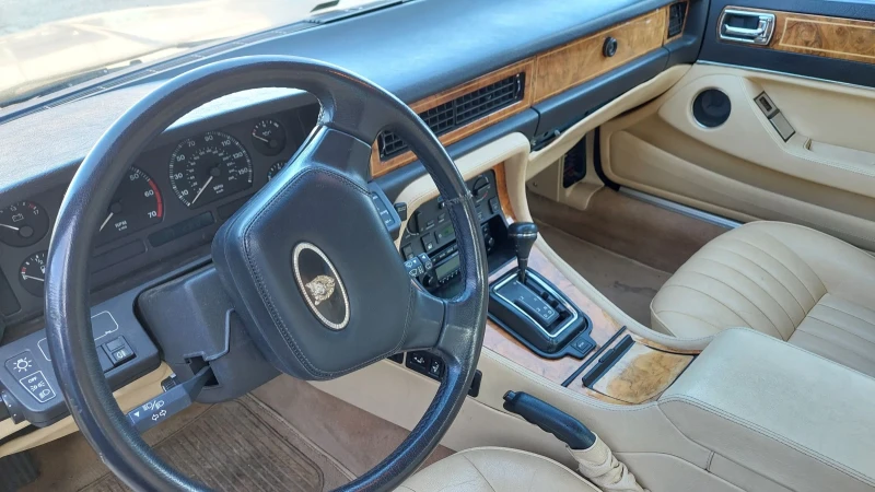 Jaguar Sovereign 4.0, снимка 7 - Автомобили и джипове - 48741203