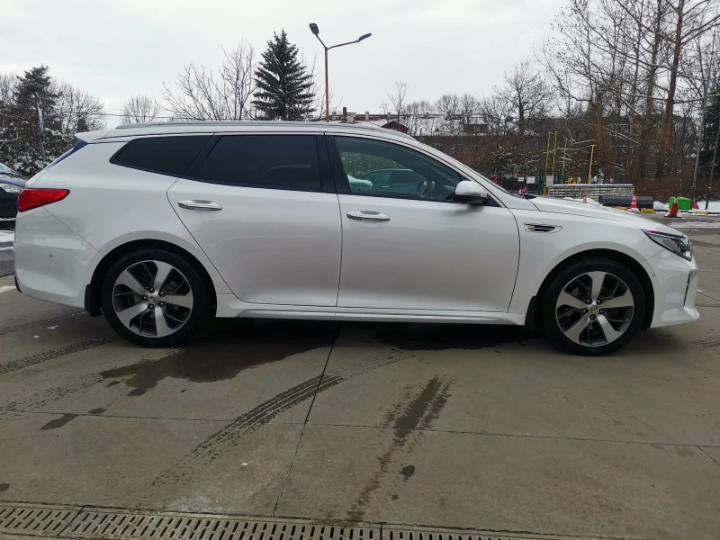 Kia Optima 1.7 GT Line SWISS, снимка 8 - Автомобили и джипове - 49196769