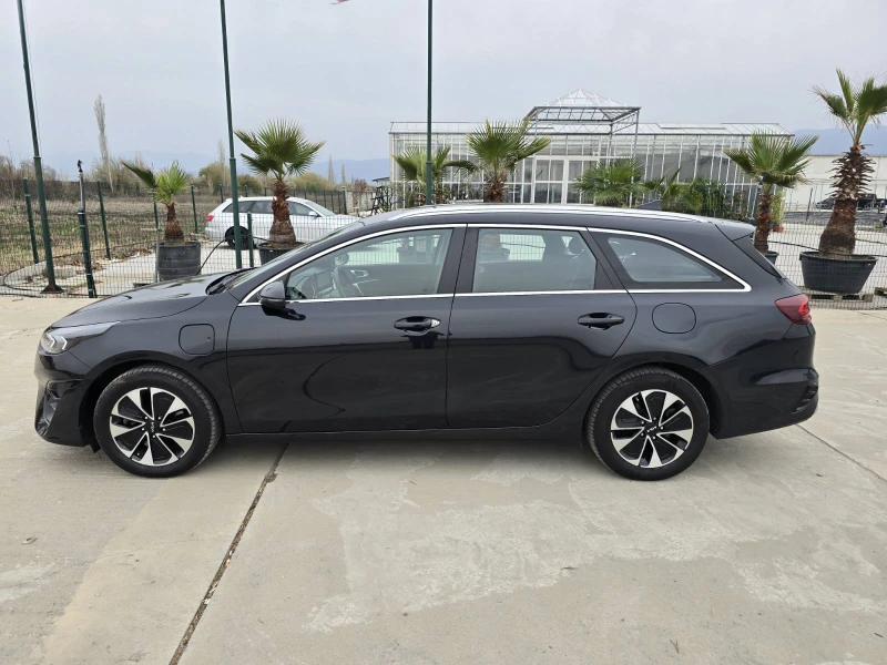 Kia Ceed 1.6 GERMANY PLUG IN HYBRID, снимка 8 - Автомобили и джипове - 50092639