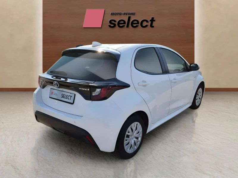 Toyota Yaris 1.5 VVT, снимка 5 - Автомобили и джипове - 51360113