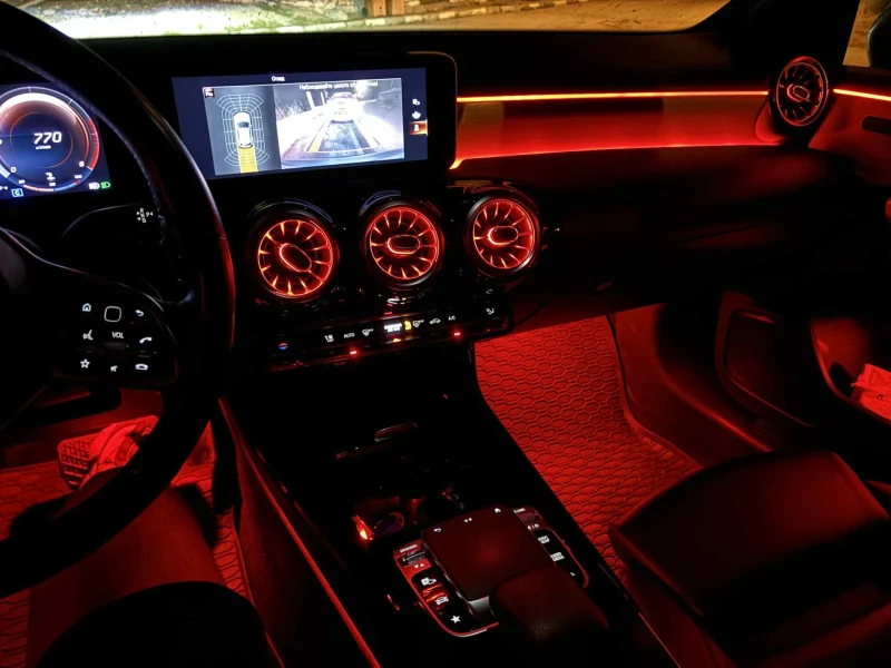 Mercedes-Benz A 220, снимка 10 - Автомобили и джипове - 52023194