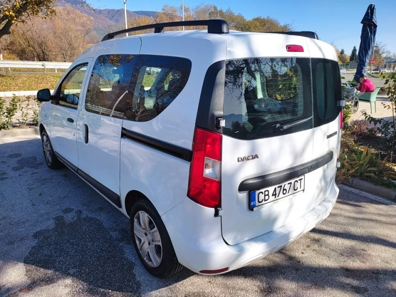 Dacia Dokker, снимка 7 - Автомобили и джипове - 52537292
