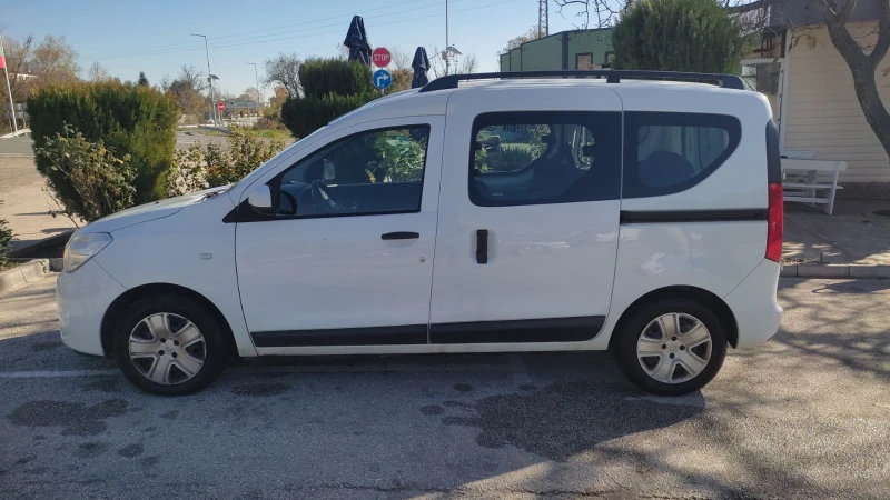 Dacia Dokker, снимка 12 - Автомобили и джипове - 52537292