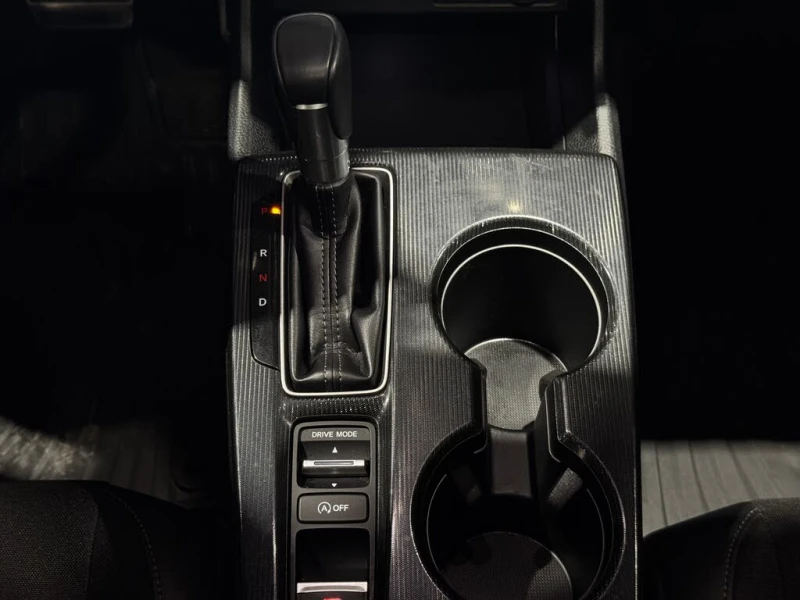 Honda Civic Sport FWD * АвтоКредит* (ЦЕНА ДО БГ), снимка 13 - Автомобили и джипове - 52667172