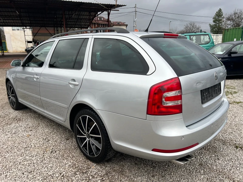 Skoda Octavia VRS 2.0TDI* ШВЕЙЦАРИЯ* КОЖА* КСЕНОН* , снимка 8 - Автомобили и джипове - 52670502