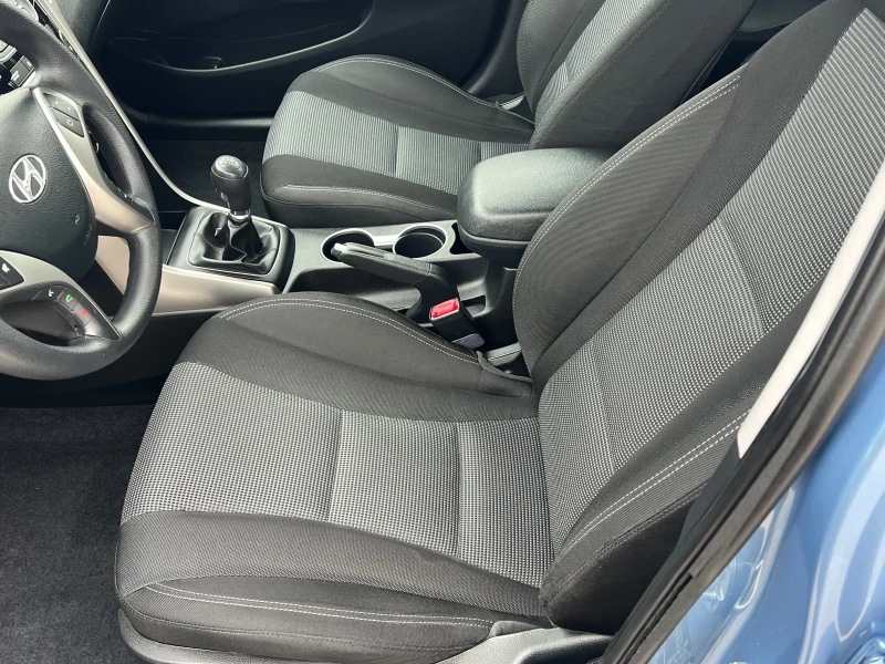 Hyundai I30 1.4i, снимка 9 - Автомобили и джипове - 53143249