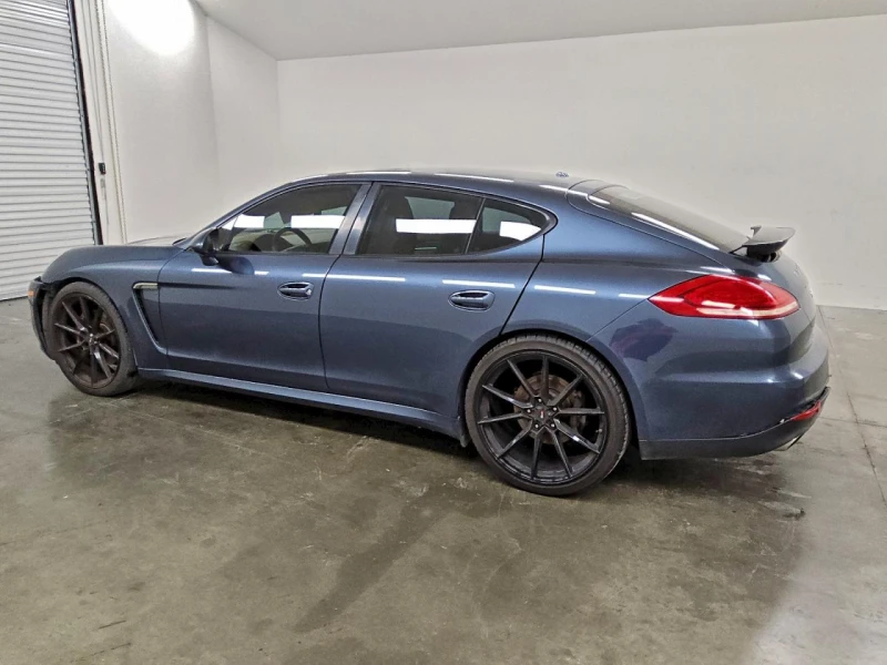Porsche Panamera, снимка 10 - Автомобили и джипове - 53286518