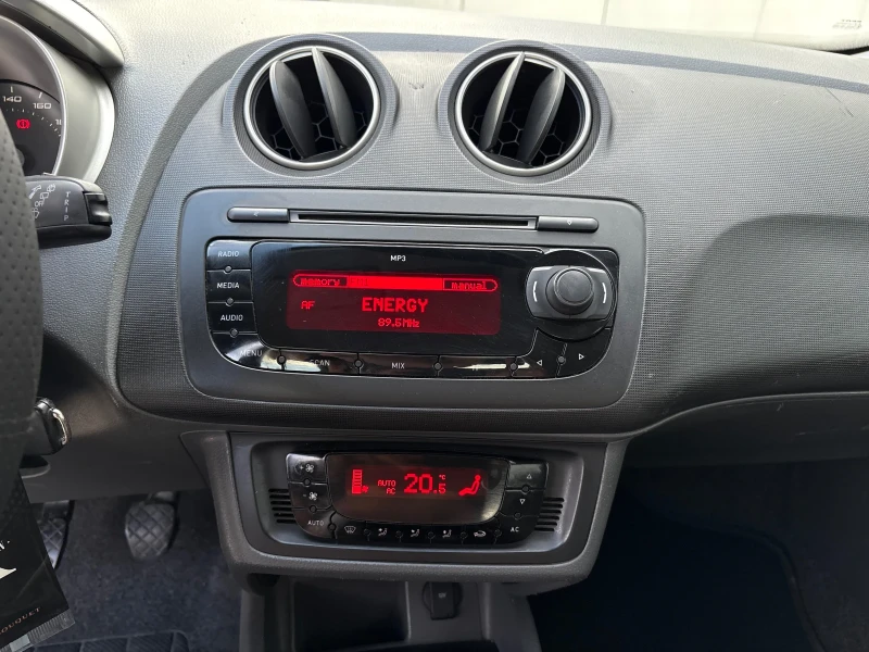 Seat Ibiza 1.6 TDI* ST* Klimatronik* Tempomat* EURO5B* - 5600 лв. - 47390052 15