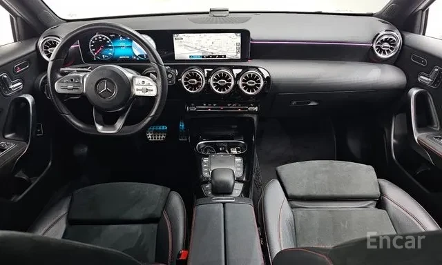 Mercedes-Benz A 35 4Matic | Sedan | Camera | LED | Шибидах | , снимка 9 - Автомобили и джипове - 55640832