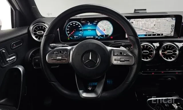 Mercedes-Benz A 35 4Matic | Sedan | Camera | LED | Шибидах | , снимка 6 - Автомобили и джипове - 55640832