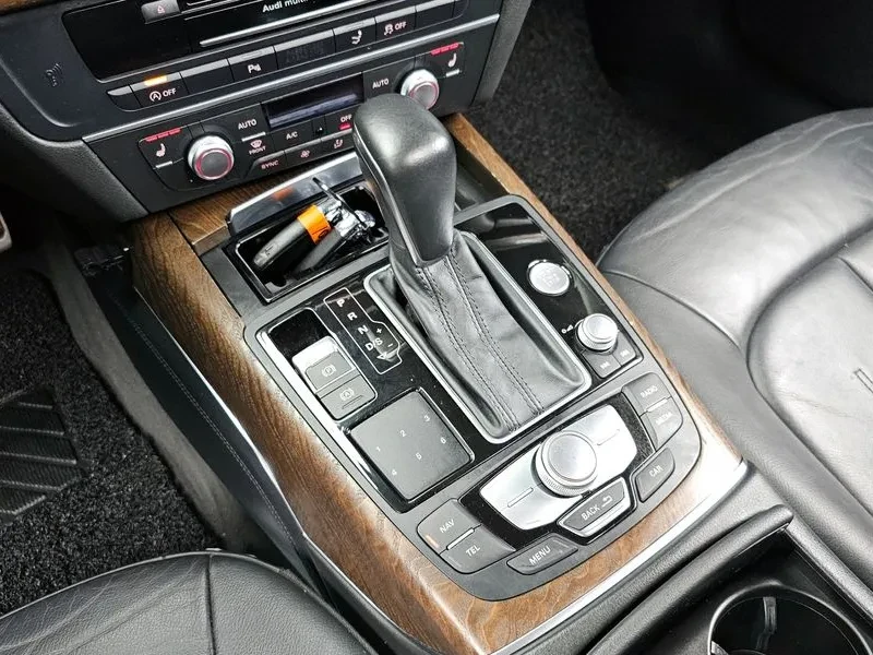 Audi A7 3.0 TDI Quattro - САМО 30% АВАНС, снимка 9 - Автомобили и джипове - 55664822