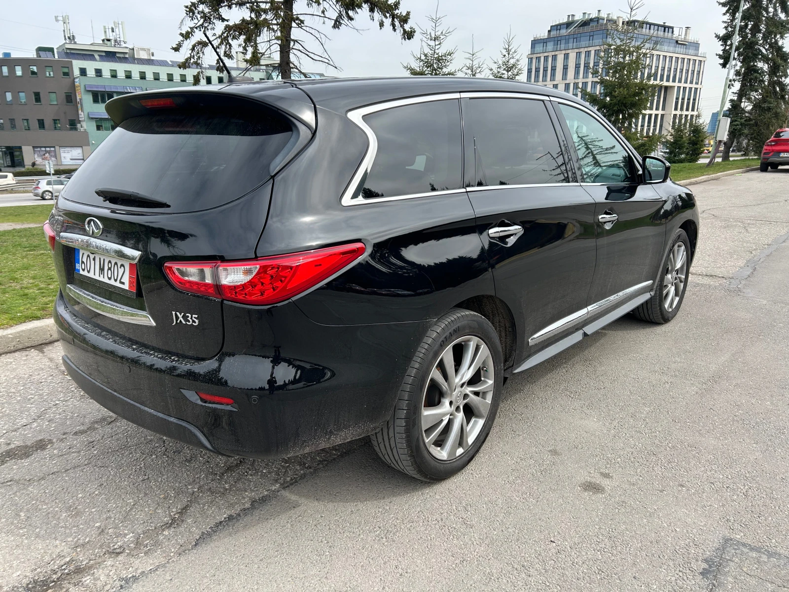 Infiniti J JX35 3.5 AWD - изображение 7