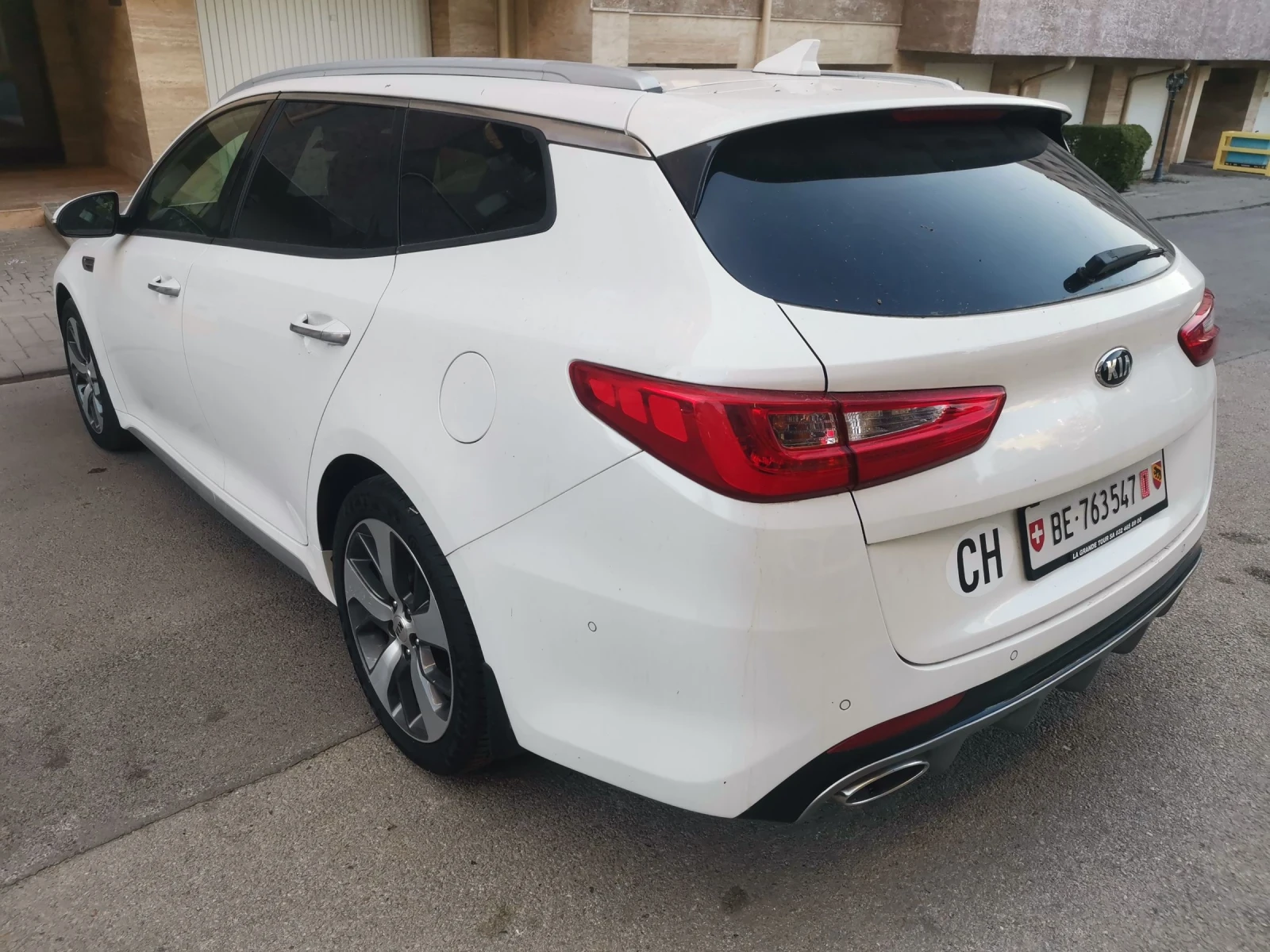 Kia Optima 1.7 GT Line SWISS - изображение 5