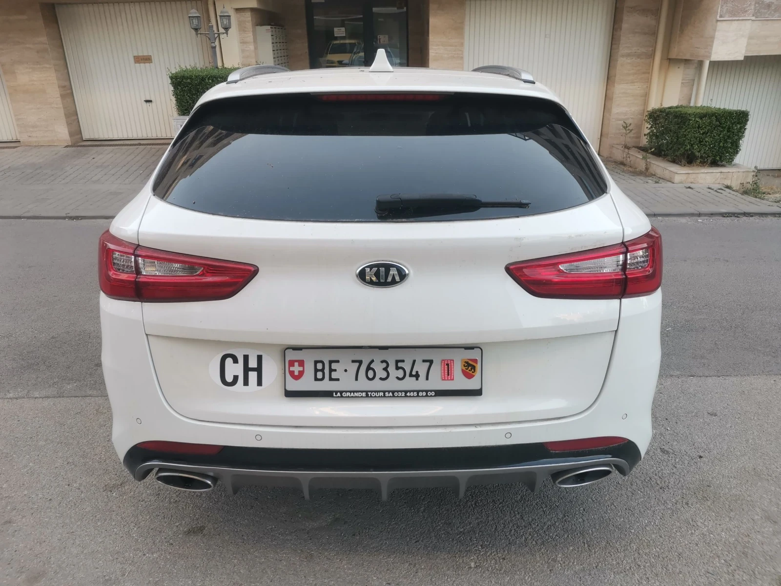 Kia Optima 1.7 GT Line SWISS - изображение 6