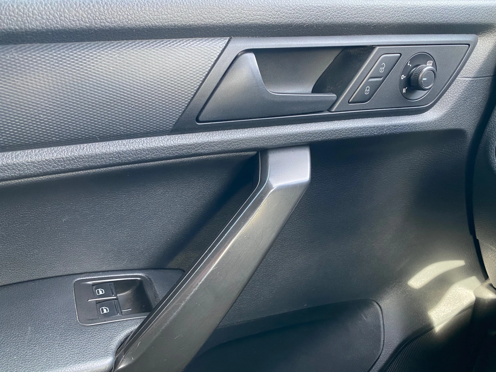 VW Caddy -2.0TDI/MAXI//2019./ | Mobile.bg   11