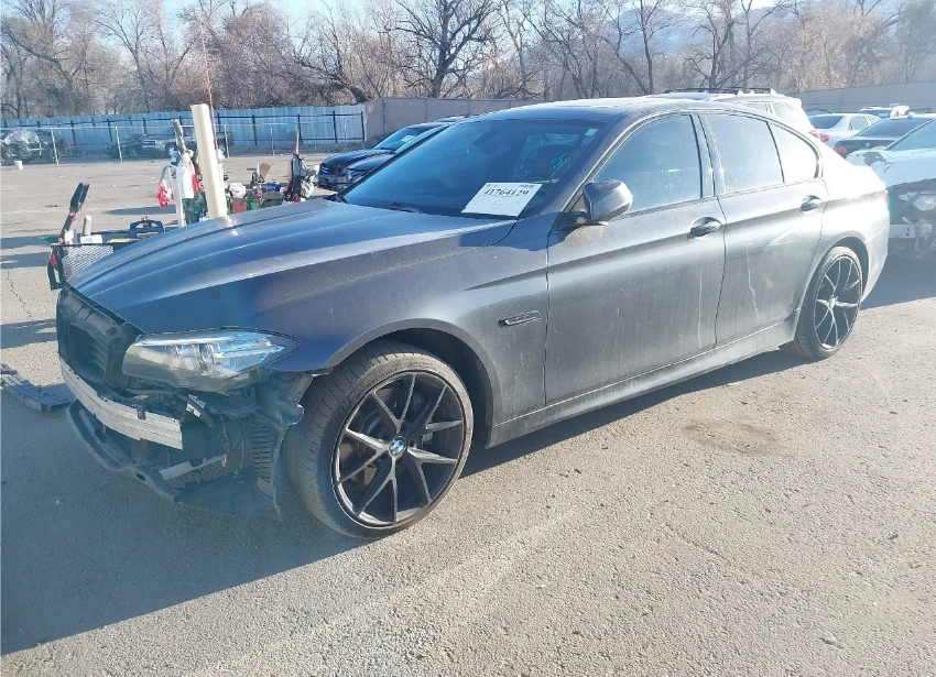 BMW 535 XI* M-Pack* Подгрев* H/K* Вакуум* 4-зонов* Head-Up - изображение 3