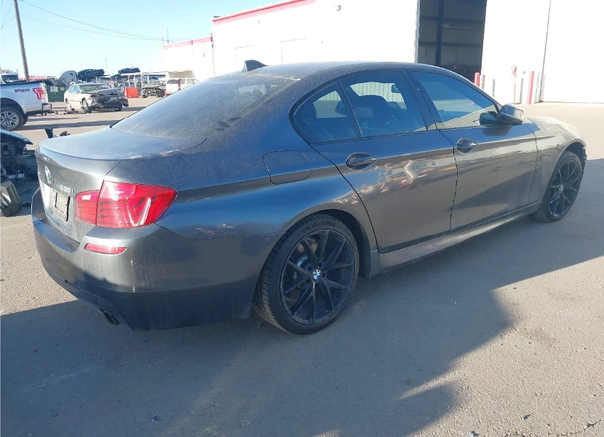 BMW 535 XI* M-Pack* Подгрев* H/K* Вакуум* 4-зонов* Head-Up - изображение 6