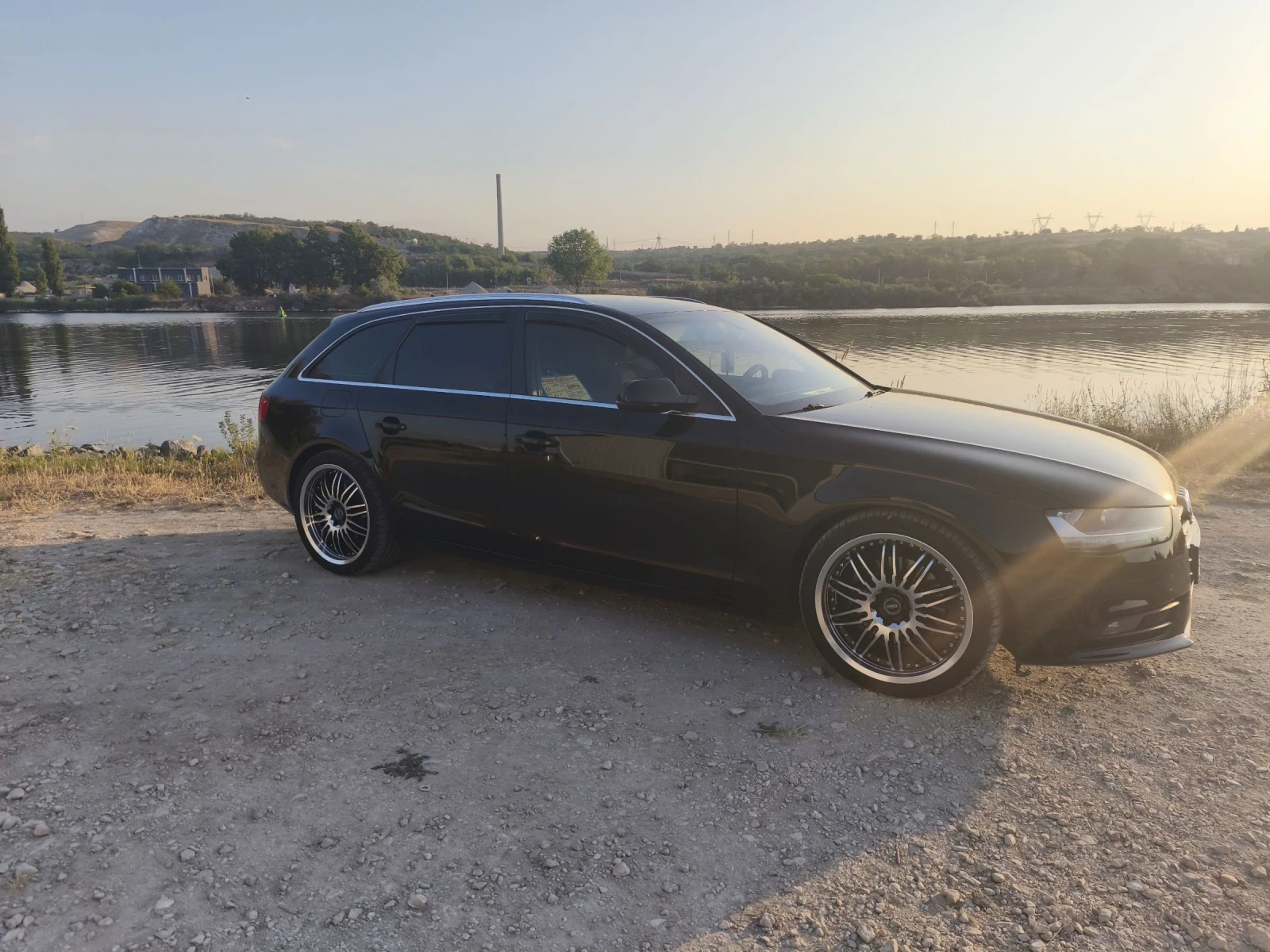 Audi A4 2.0TDI - изображение 8