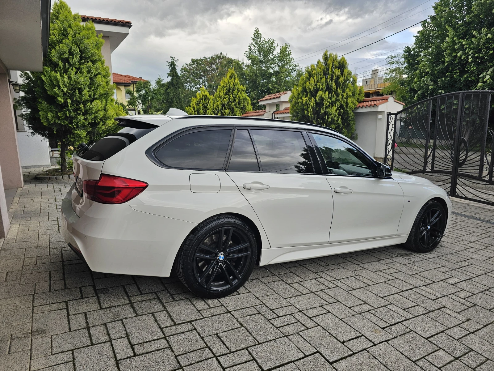 BMW 335 Първи собственик - изображение 6
