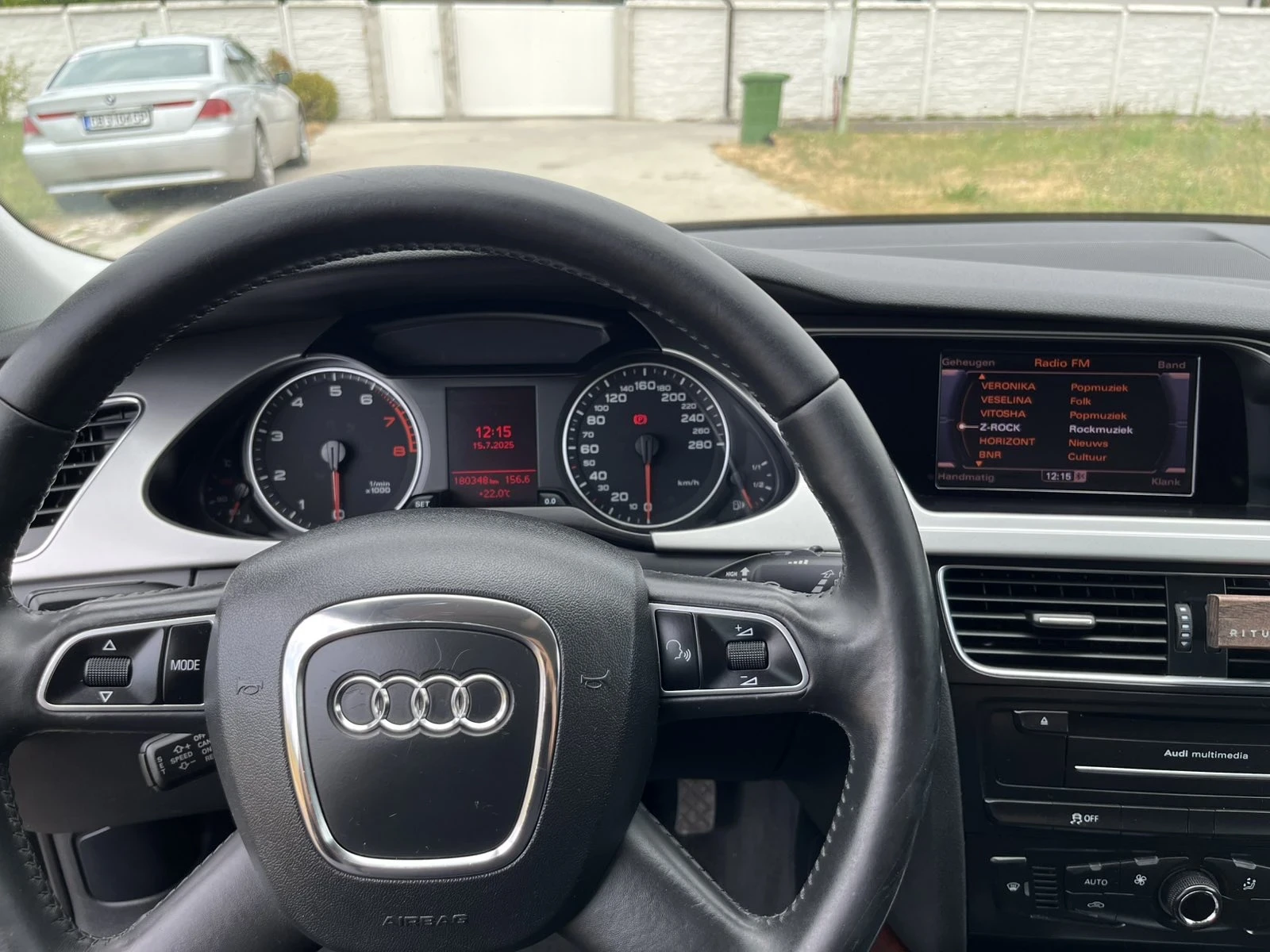 Audi A4 1.8 i - изображение 10