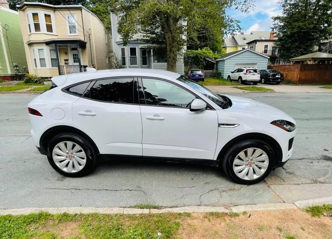 Jaguar E-pace * S * CARFAX * БЕЗ ПЪРВОНАЧАЛНА ВНОСКА - изображение 3