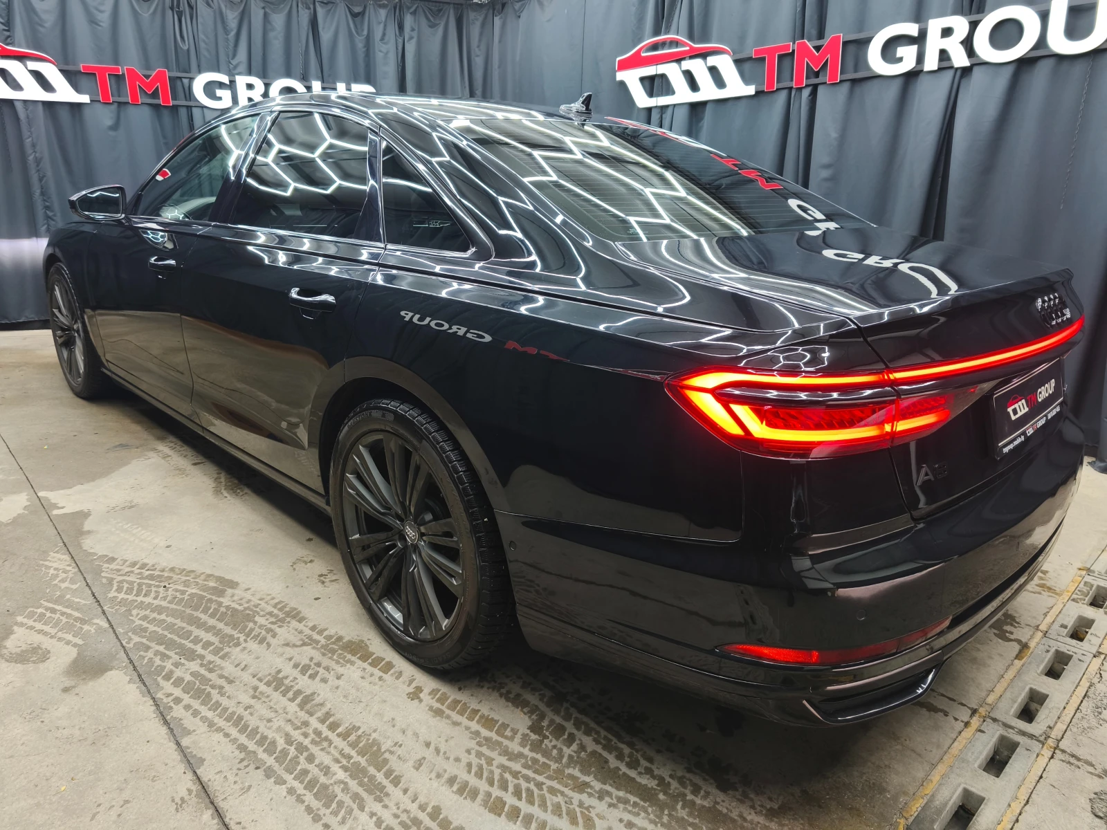 Audi A8 50TDI 286k.c QUATTRO * FULL* OBSLUJEN*  - изображение 6