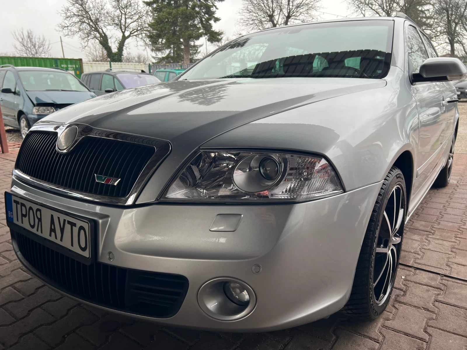 Skoda Octavia VRS 2.0TDI* ШВЕЙЦАРИЯ* КОЖА* КСЕНОН*  - изображение 2