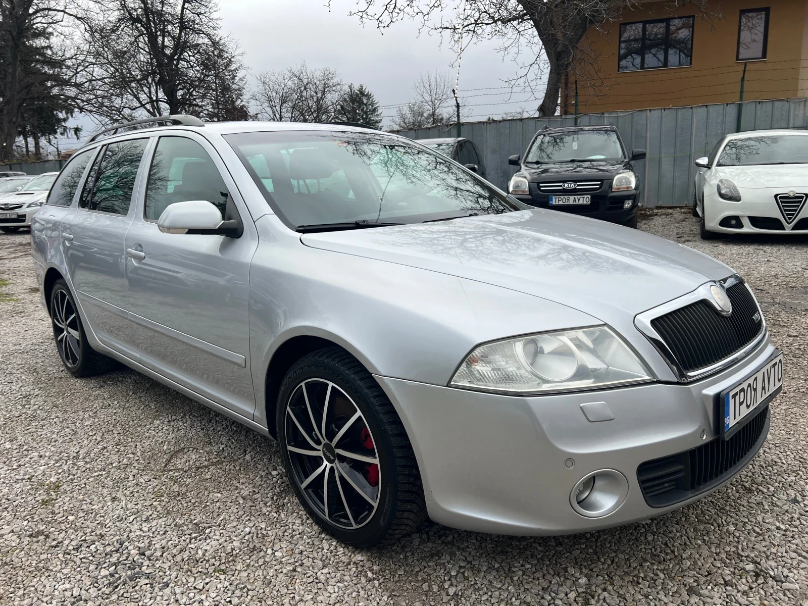 Skoda Octavia VRS 2.0TDI* ШВЕЙЦАРИЯ* КОЖА* КСЕНОН*  - изображение 4