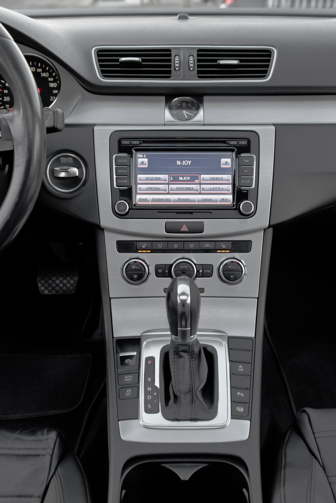 VW Passat 2.0tdi Full 140ks | Mobile.bg � ����������� 14