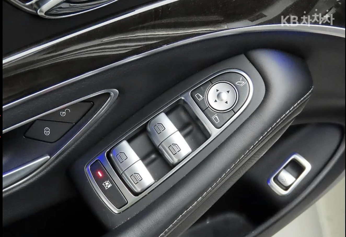 Mercedes-Benz S 500 AMG* PACK* 4MATIC* 3TV* ПОДГРЕВ* ОБДУХВАНЕ* МАСАЖ* - изображение 6