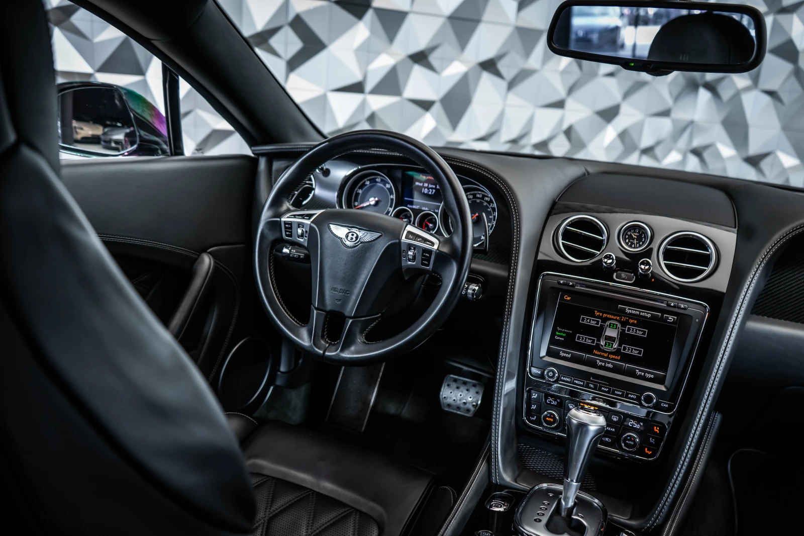 Bentley Continental gt V8 Mulliner Keyless* Soft-Close* Massage*  - изображение 10