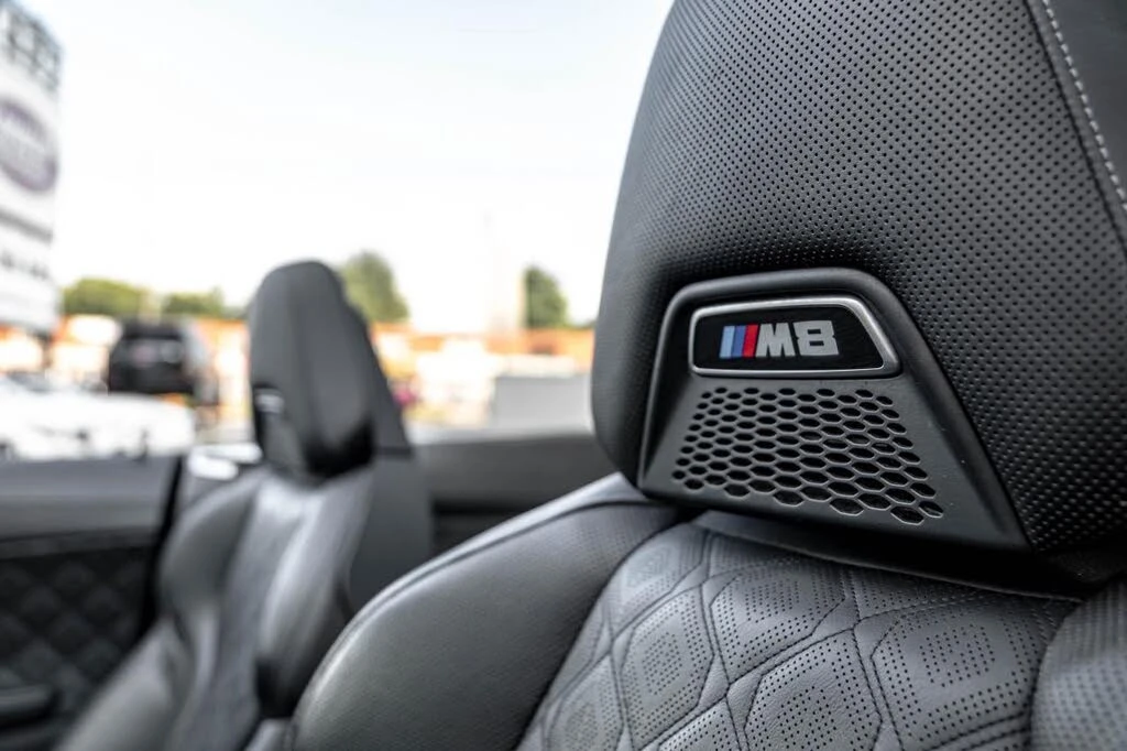 BMW M8 XDRIVE * CAMERA * LED * ПОДГРЕВ * NAVI, снимка 13 - Автомобили и джипове - 53809193