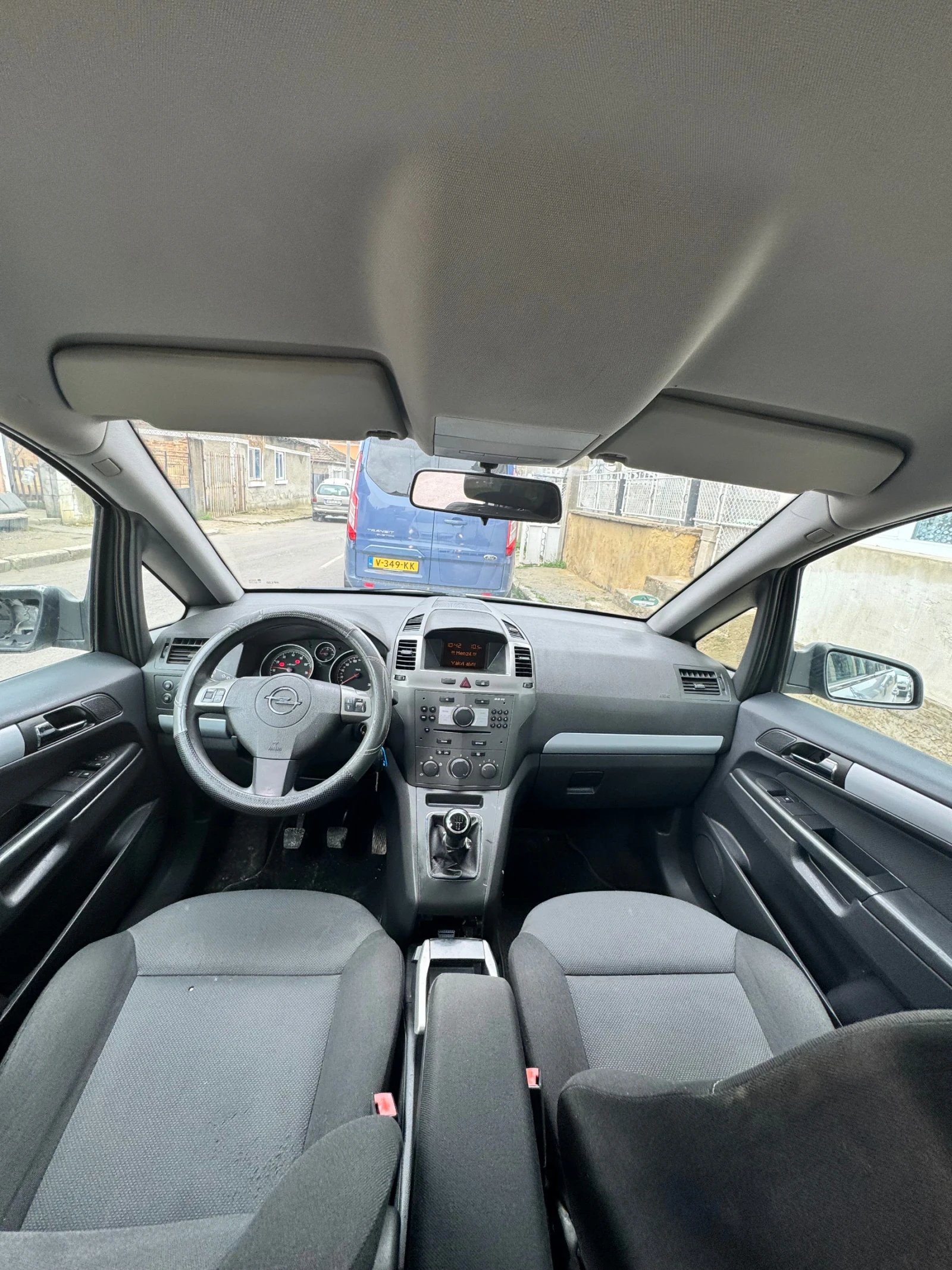 Opel Zafira 1.6i, снимка 9 - Автомобили и джипове - 54029546