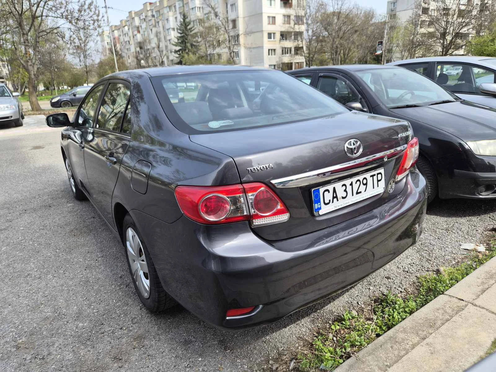 Toyota Corolla Facelift, снимка 4 - Автомобили и джипове - 54190841