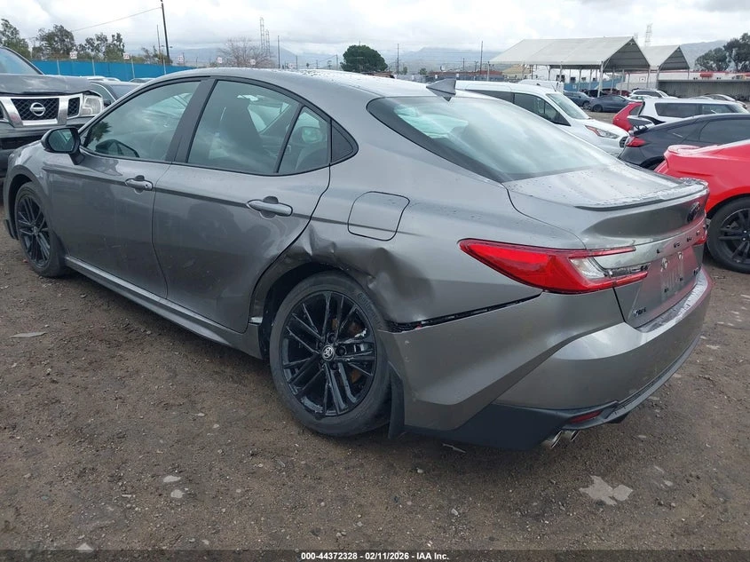 Toyota Camry 2.5l Se, снимка 3 - Автомобили и джипове - 54234948