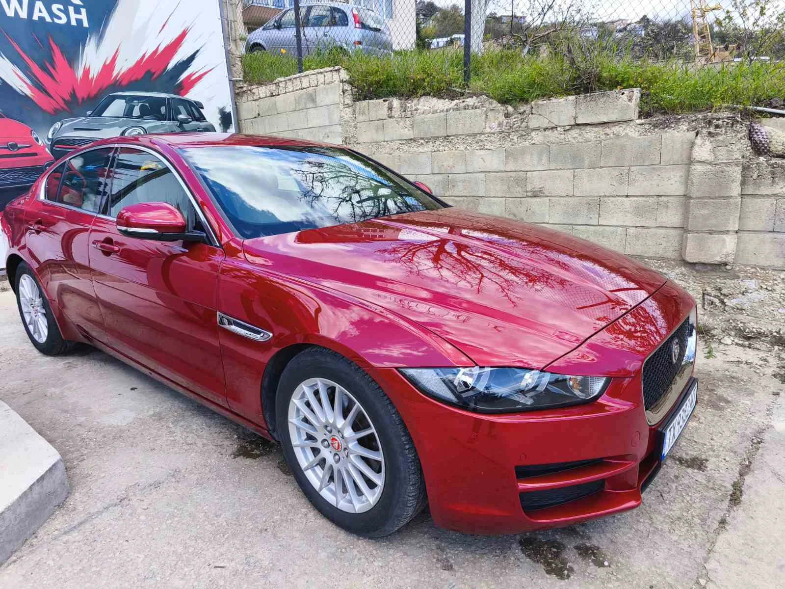 Jaguar XE, снимка 4 - Автомобили и джипове - 54409734