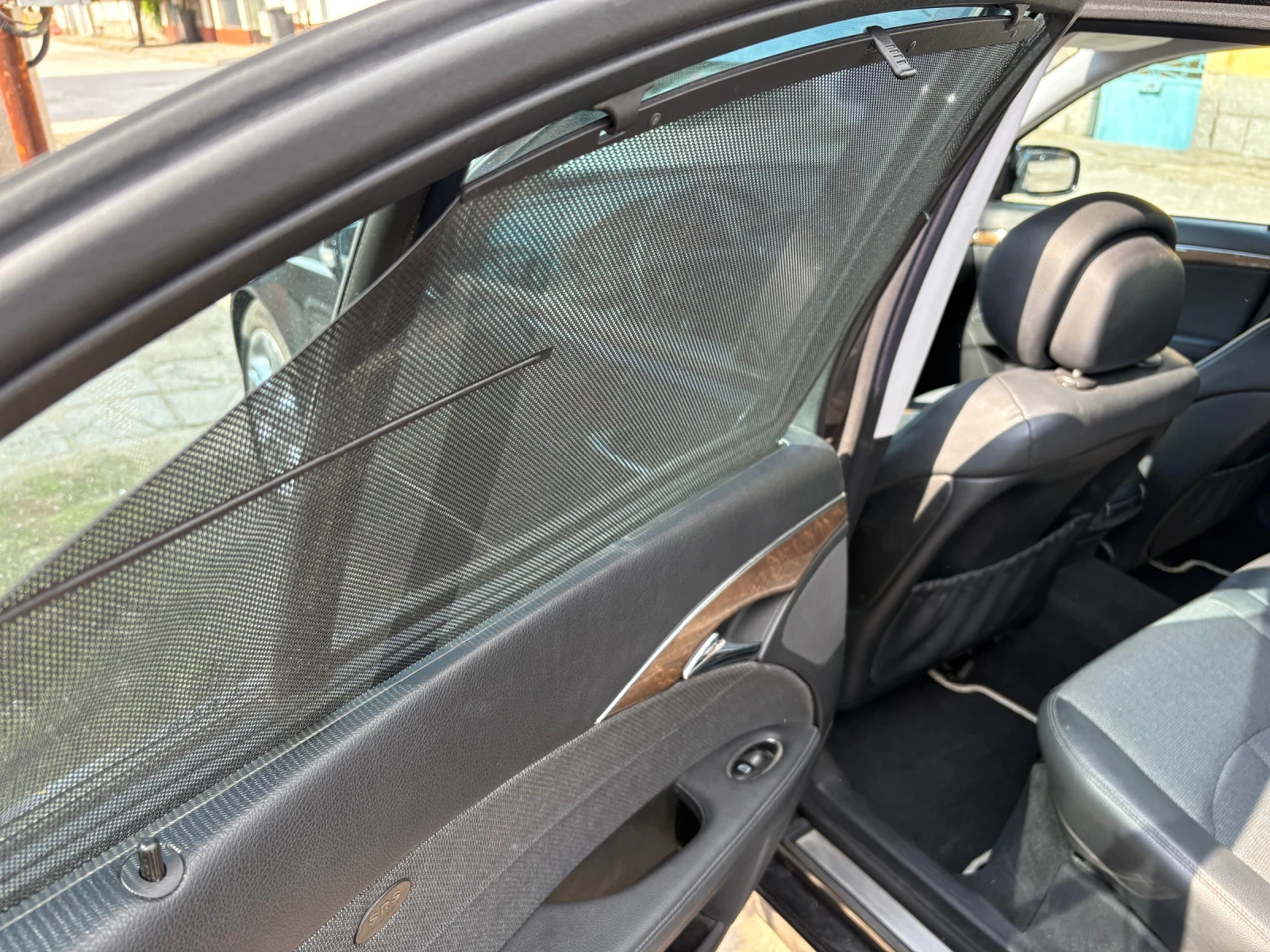 Mercedes-Benz E 200 CDI, снимка 12 - Автомобили и джипове - 54801777