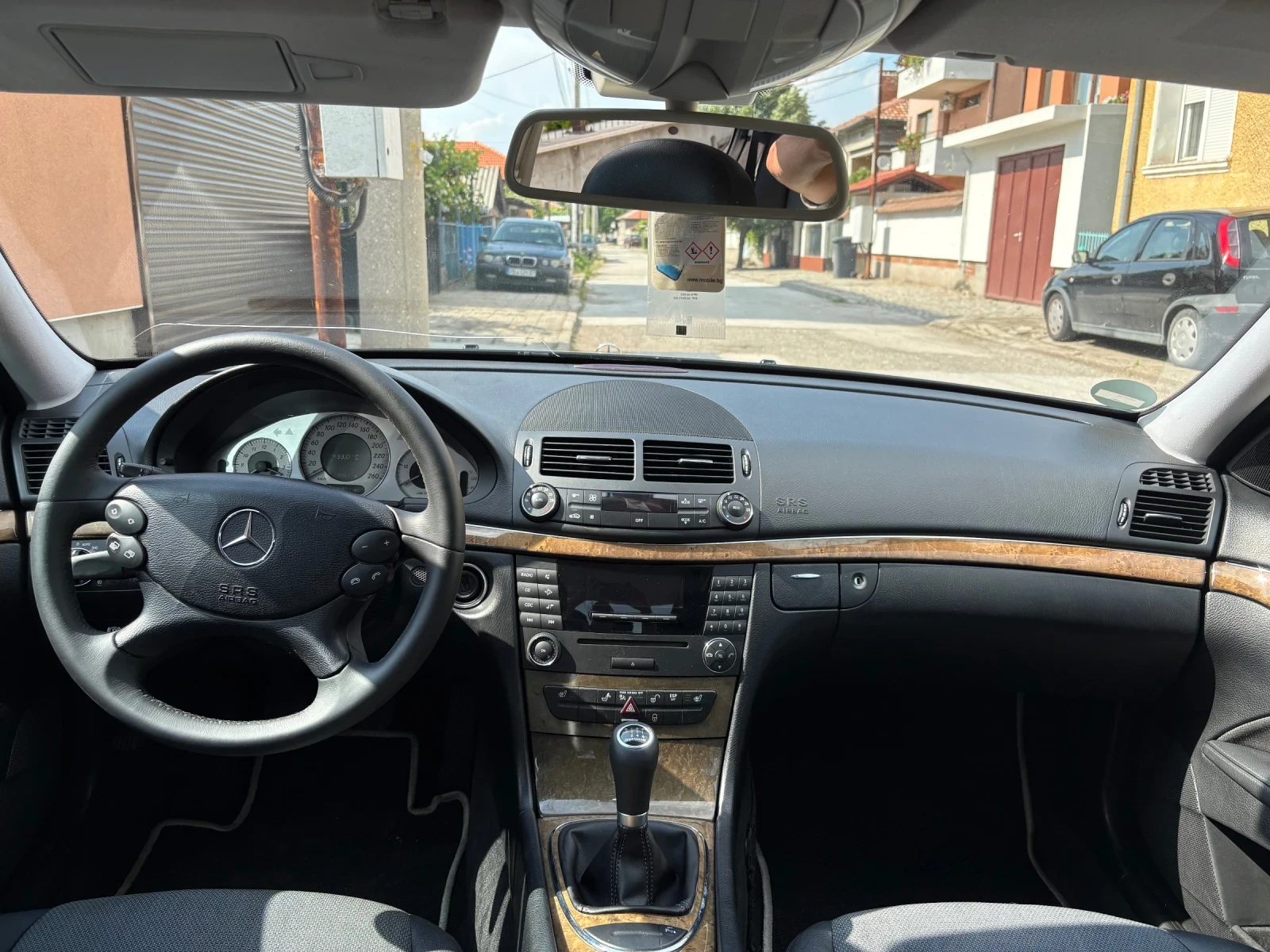 Mercedes-Benz E 200 CDI, снимка 8 - Автомобили и джипове - 54801777