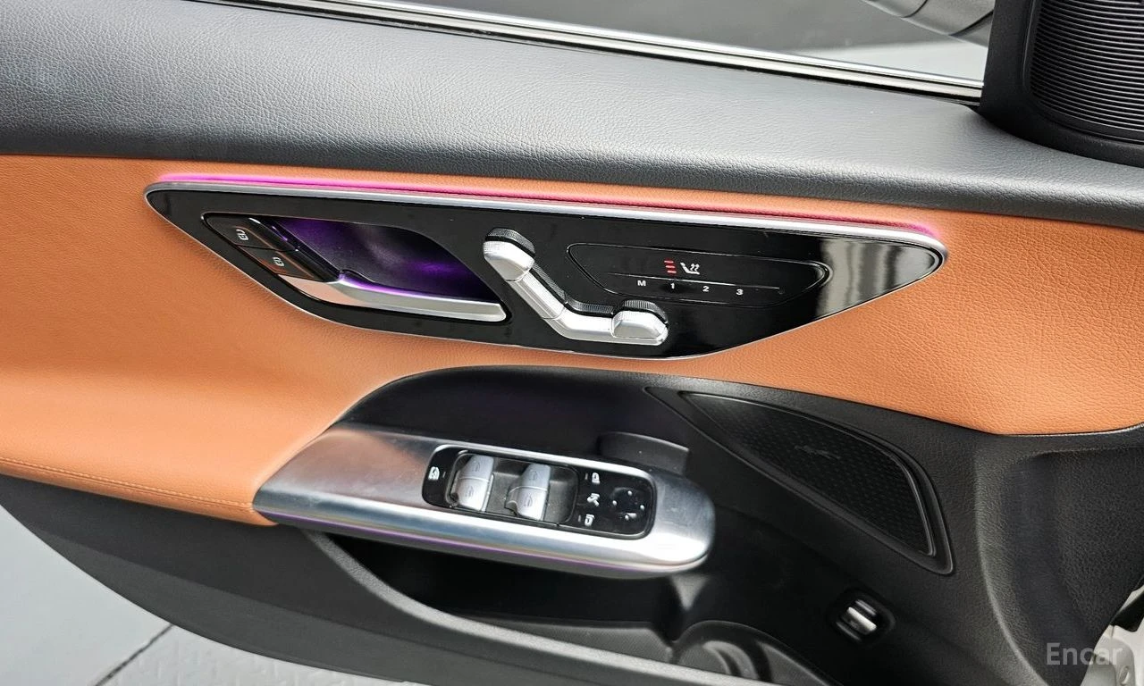 Mercedes-Benz C 300 4MATIC* ПОДГРЕВ* 360КАМЕРА* LANE* ASSIST* , снимка 6 - Автомобили и джипове - 55076375