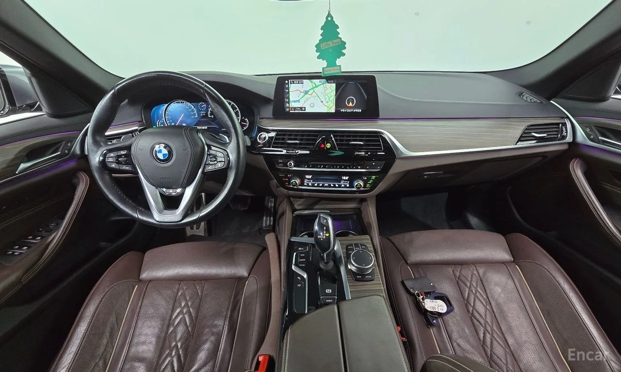 BMW 530 M* SPORT* XDRIVE* ОБДУХВАНЕ* ХЕДЪП* 360КАМЕРА* , снимка 7 - Автомобили и джипове - 55103673