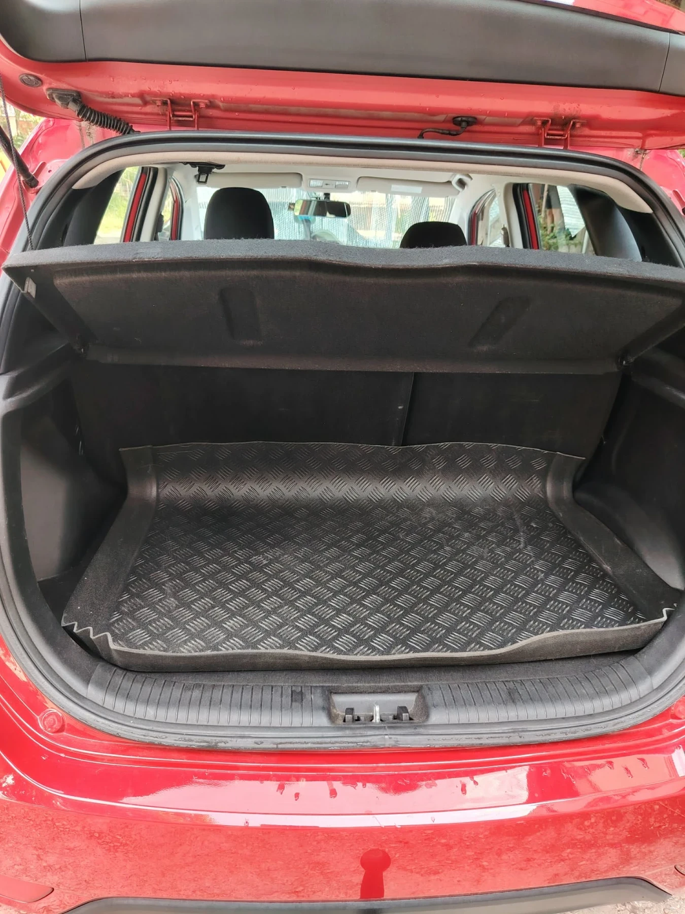 Hyundai Ix20, снимка 7 - Автомобили и джипове - 55197261