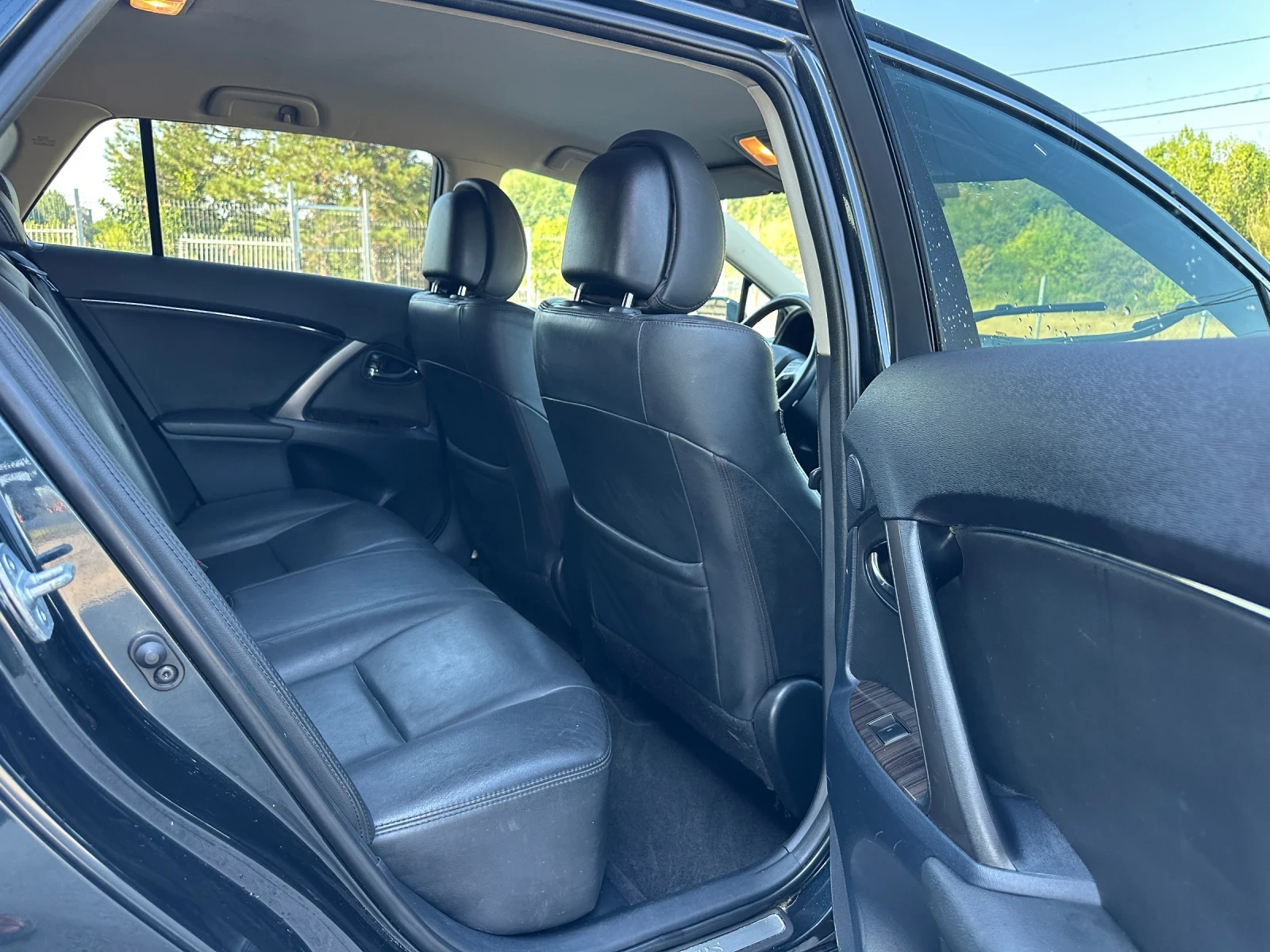 Toyota Avensis 1.8-BUISNESS+ FaceLift-КОЖА+ ПОДГРЕВ-1Г-Гаранция!, снимка 15 - Автомобили и джипове - 55633563