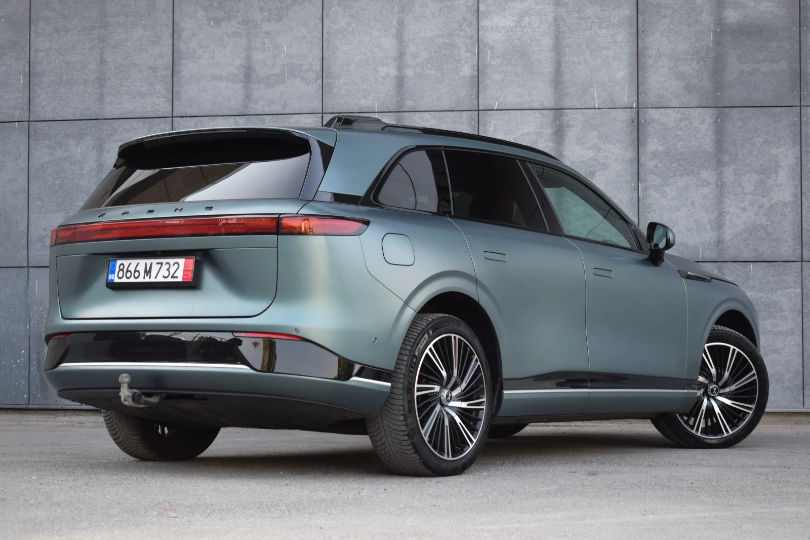 Xpeng G9 Perormance AWD 98KWh, снимка 4 - Автомобили и джипове - 55727852