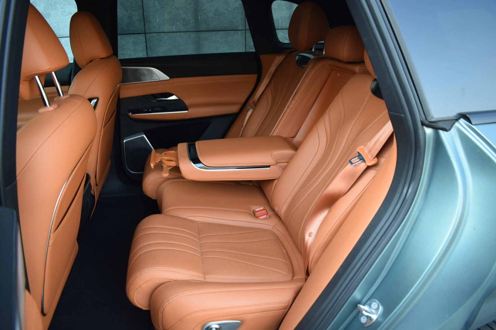 Xpeng G9 Perormance AWD 98KWh, снимка 13 - Автомобили и джипове - 55727852