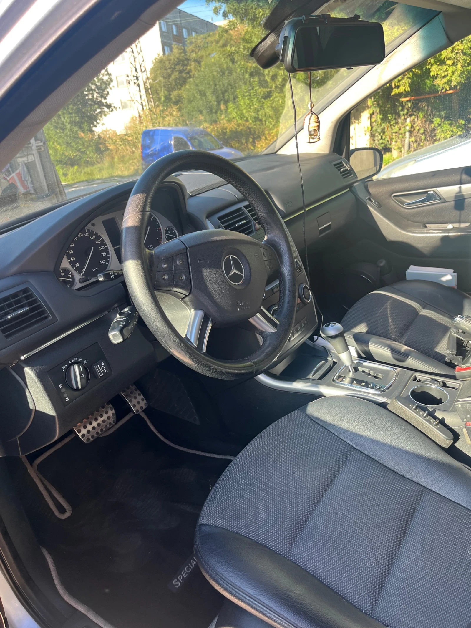 Mercedes-Benz B 200, снимка 13 - Автомобили и джипове - 55992768