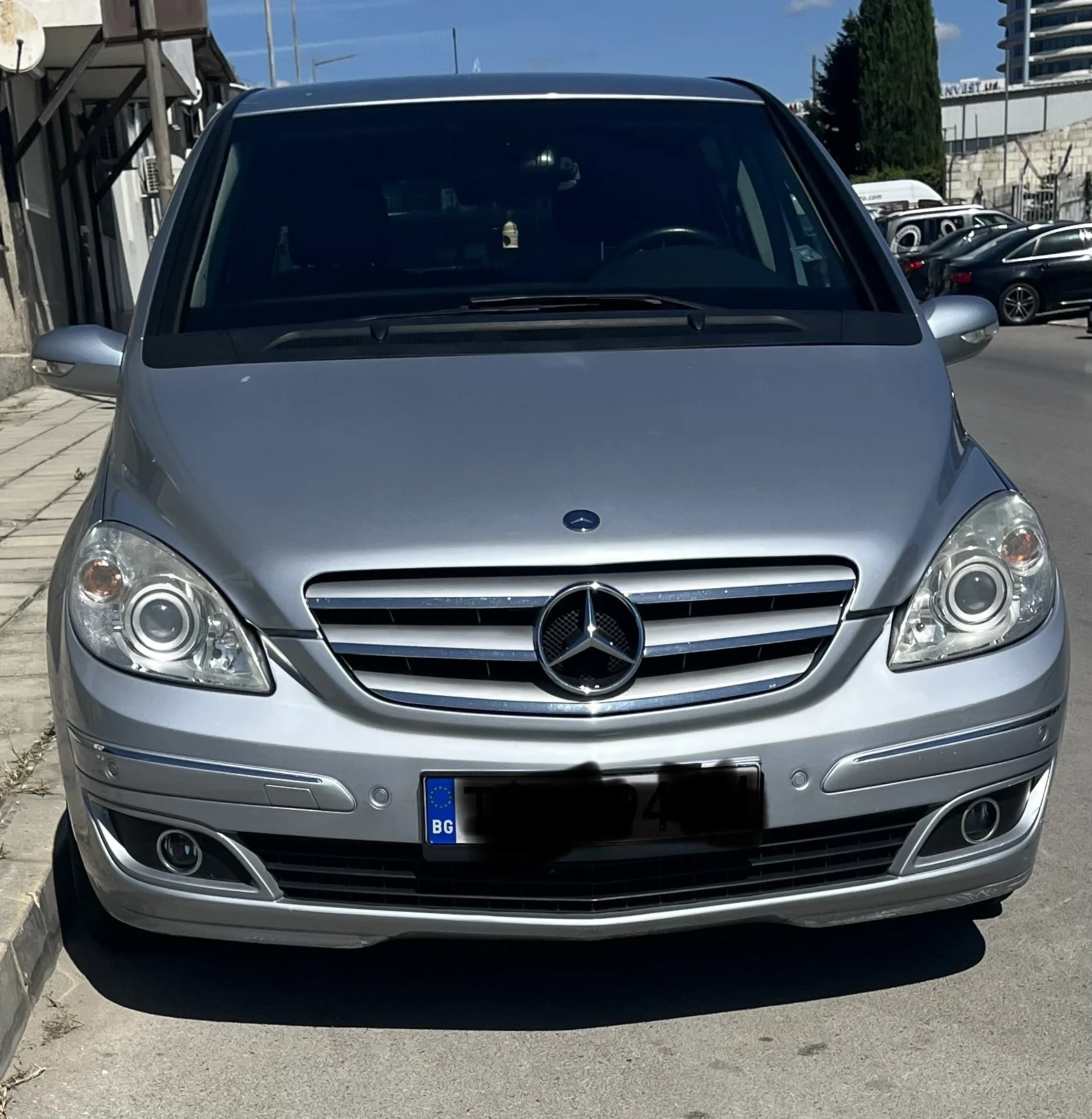 Mercedes-Benz B 200